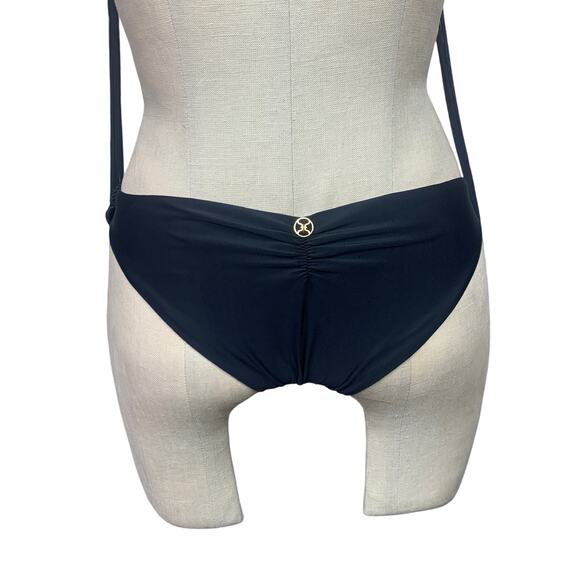 Vix Macrame Triangle Bikini Two-Piece Set in Black Size XS/S - Picture 7 of 11